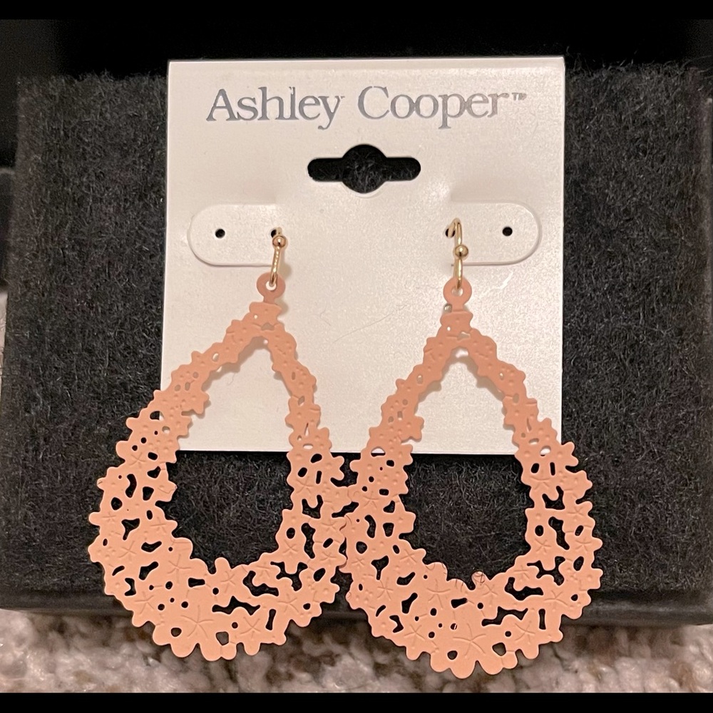 NWT Pink Floral Hoops
